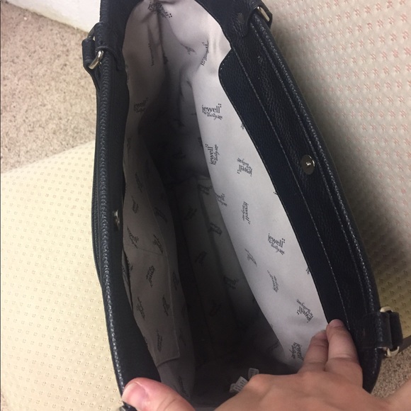 Thirty One Daring Abbey - Picture 4 of 6